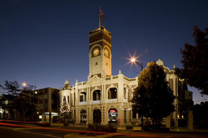 __Tmba-TownHall-obliq_7317