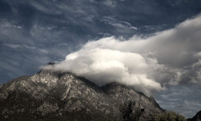 Mt Barney soon after dawn 