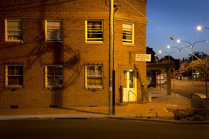 __Cnr-SkinnerSt-LightPole-Shadow_72