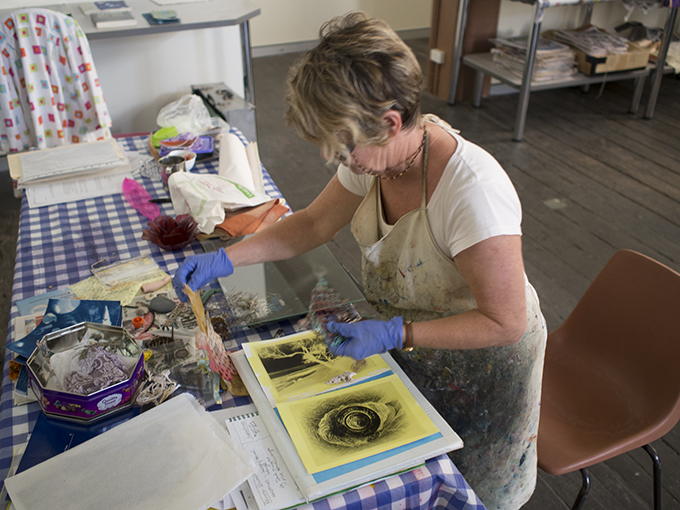 Cooper+Spowart Cyanotype workshop - PHOTO: Doug Spowart