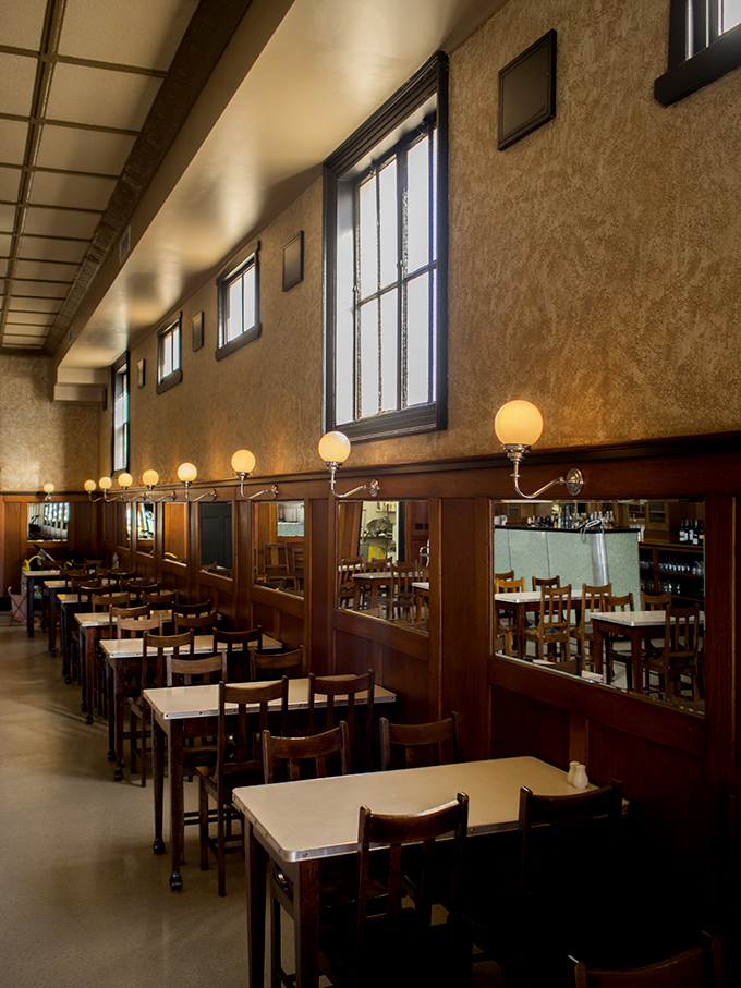 The Roxy Theatre and Peter's Cafe, Bingara PHOTO © 2014 Cooper+Spowart