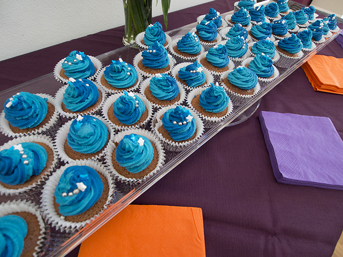 Jess Martin's 'Nocturne Cup Cakes...