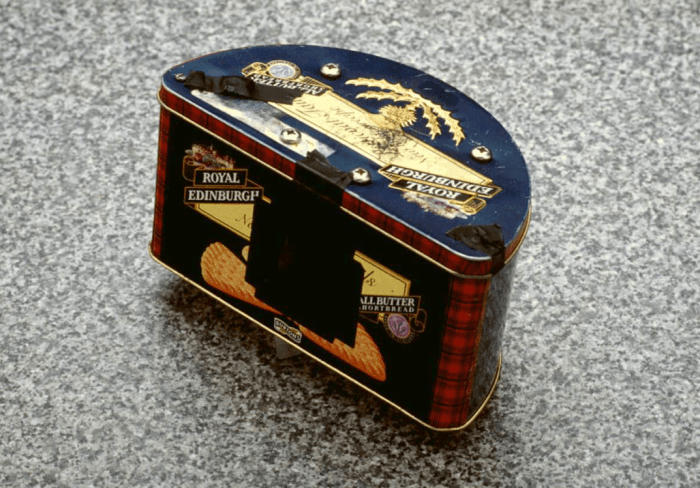 Vicky's shortbread biscuit tin 6x17cm panorama roll film