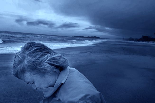 Victoria Cooper in the field ....PHOTO: Doug Spowart