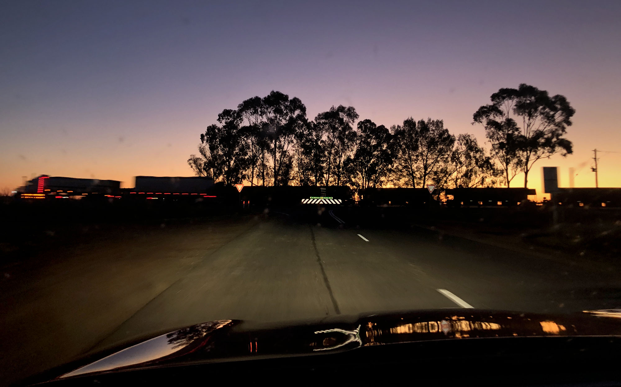 Arriving Narrabri in the early evening ...