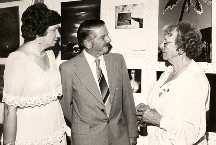 Graham Burstow with APS Legend Grace Lock and Ruby Spowart c1981